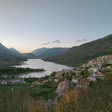 La Tana Dell' Orso Bruno Apartamento Pescasseroli Exterior foto