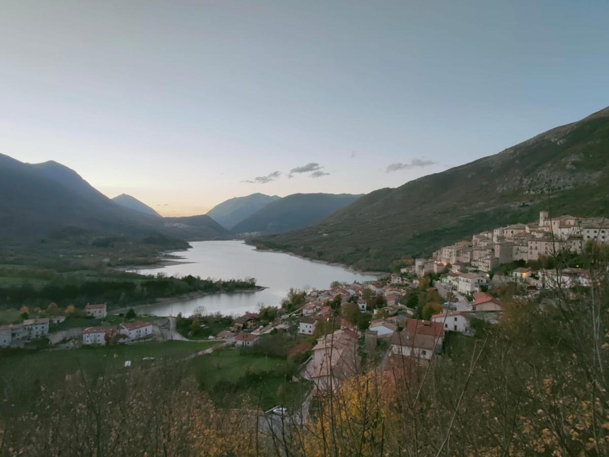 La Tana Dell' Orso Bruno Apartamento Pescasseroli Exterior foto